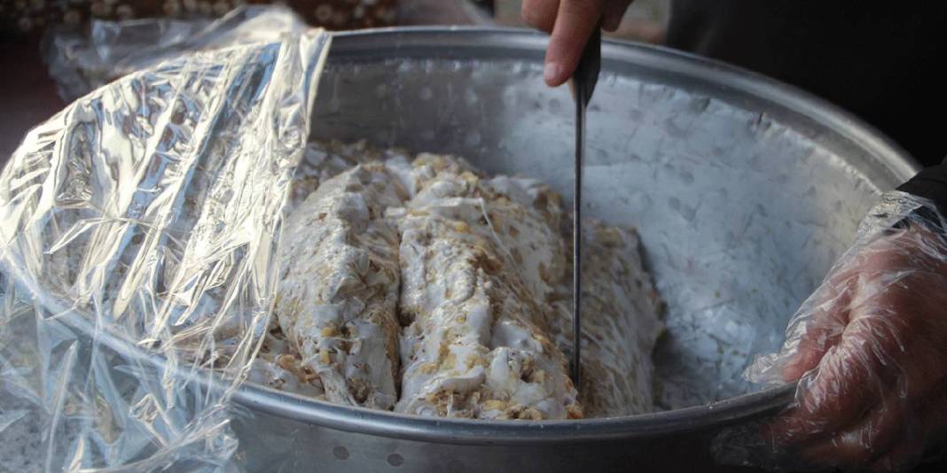 Sabır ve emek istiyor, 3 günde hazırlanıyor! Kışın yiyen soba gibi ısınıyor: Hastalıklara da şifa oluyor 3